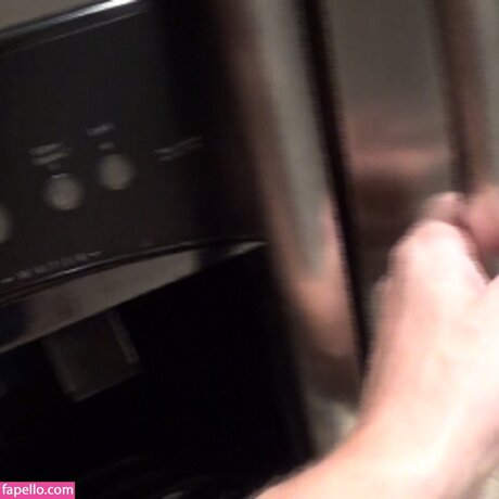 Alex Adams erwachsene exklusive archiv