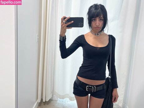 Aislinn Ritchie hd xxx foto