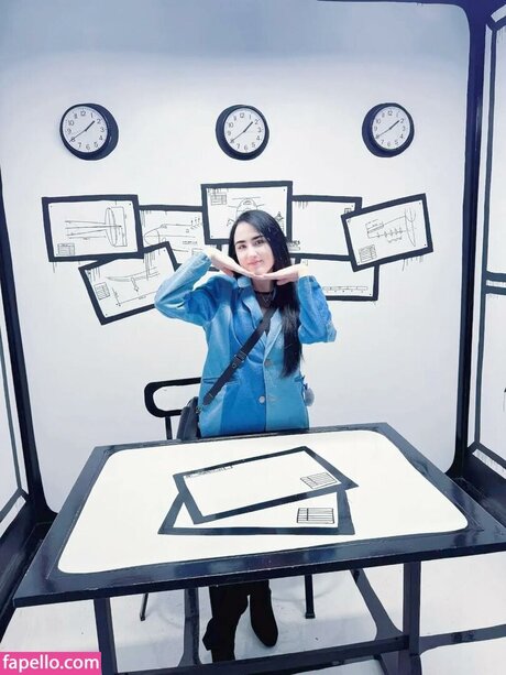 Amy Roberts erwachsene schöne bilder