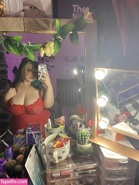 strawberryxfnta schöne erwachsene galerien