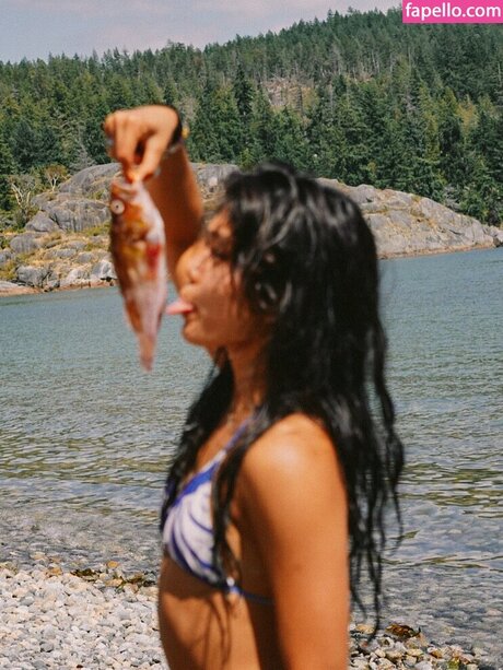 Momona Tamada perfekte xxx foto