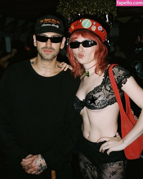 Ava Maybee schöne galerien