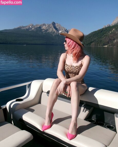 Ava Maybee nackt sexy galerien