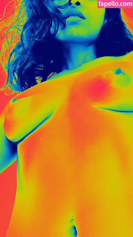 Jikki Nair hd porno bild