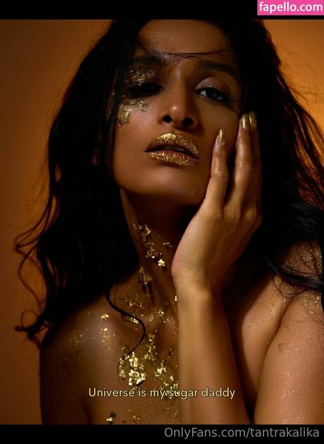 Jikki Nair heiße nackt archiv