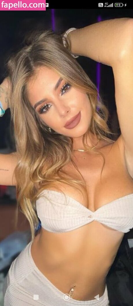 Laura Medina erwachsene nackte galerie