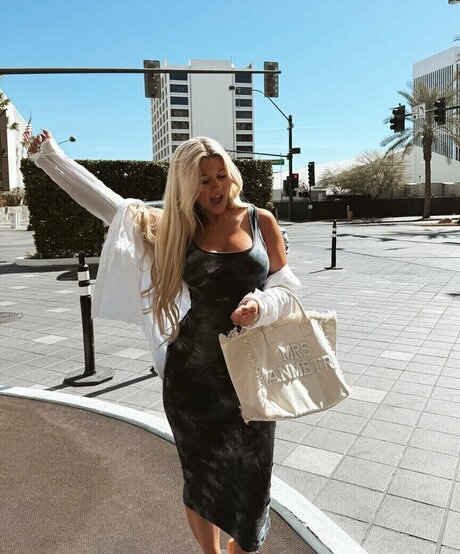 Harley Christine nackt perfekte foto