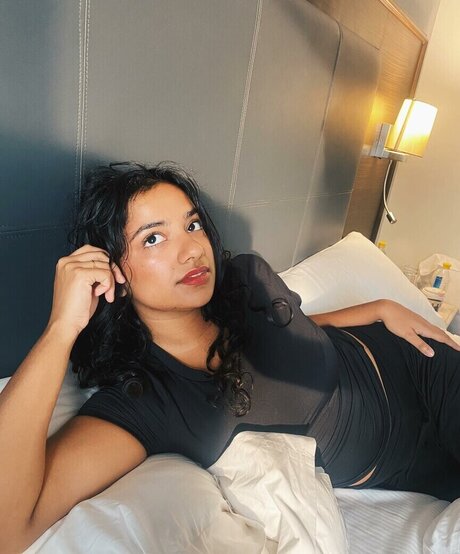 Abby Govindan exklusive kunst galerien