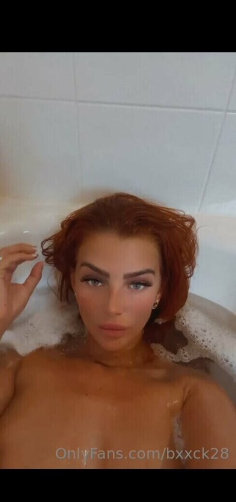 Bxxck28 nackt pornografische foto