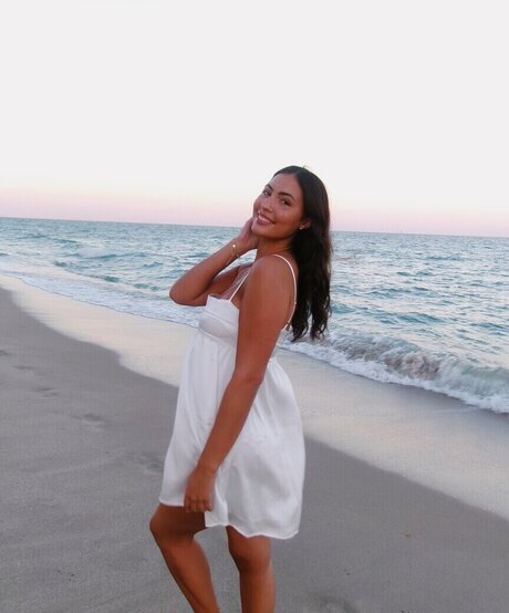 Evan Bailey kostenlose xxx foto