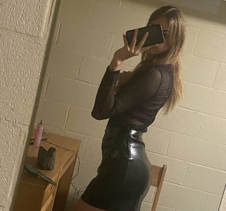 Cadence Marang schauspielerin schöne galerie