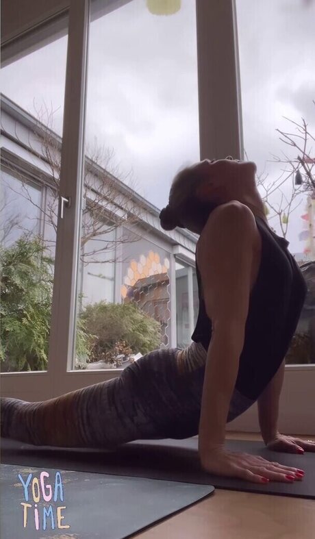 Wolke Hegenbarth kunst porno fotos