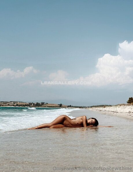 Viki Outofspace heiße schöne foto