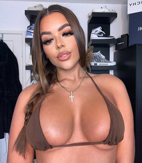 Brooke Lewis schöne beste galerien