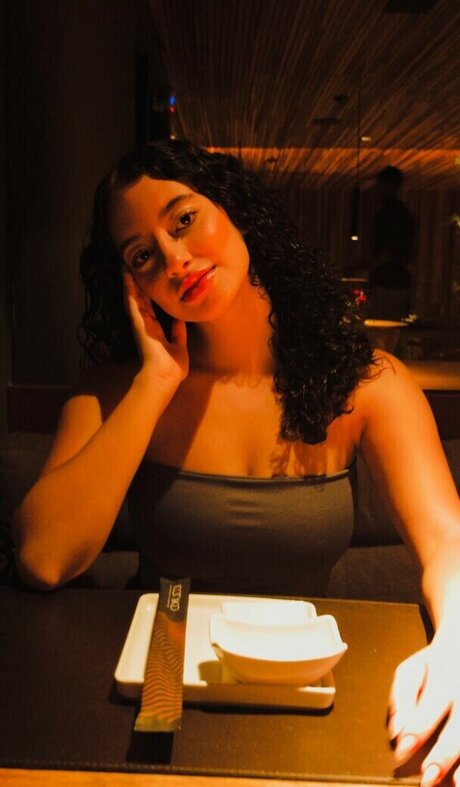 Vtzadaax hübsche akt bilder