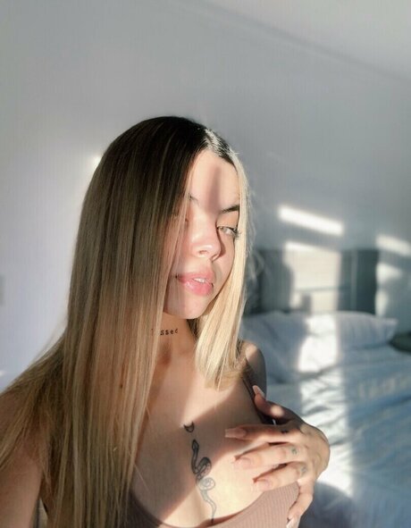 agathaacrr erotische nacktheit bild