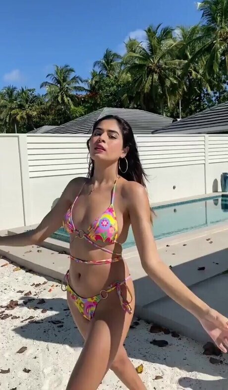 Mehak Ghai nackt exklusive bild