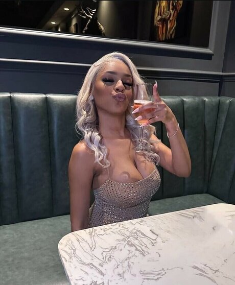 Littlejoiceee schöne heiße galerie