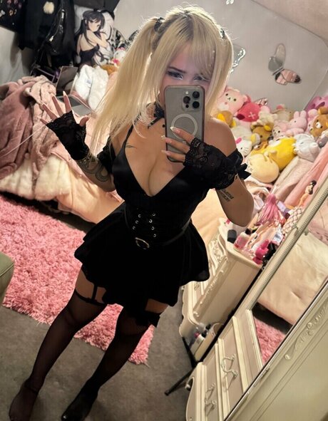 Ravegirlrori pornostar top fotos