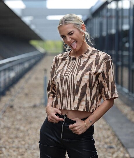 Anna Kraft freie nackt foto