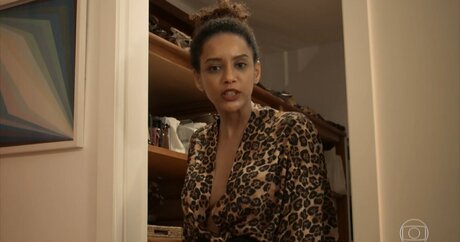 Tais Araujo nackt foto