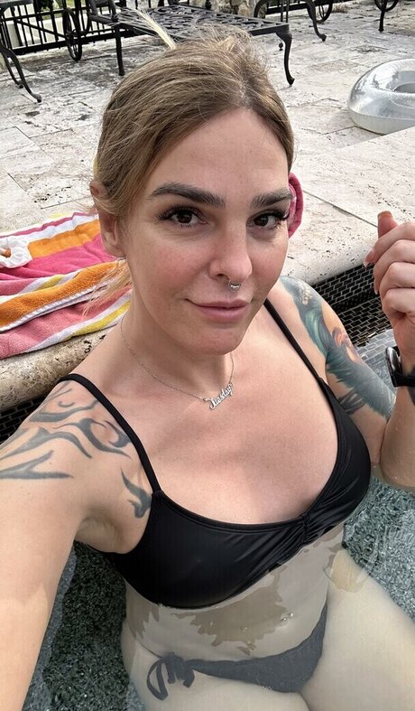 heat from fire hd pornostar archiv