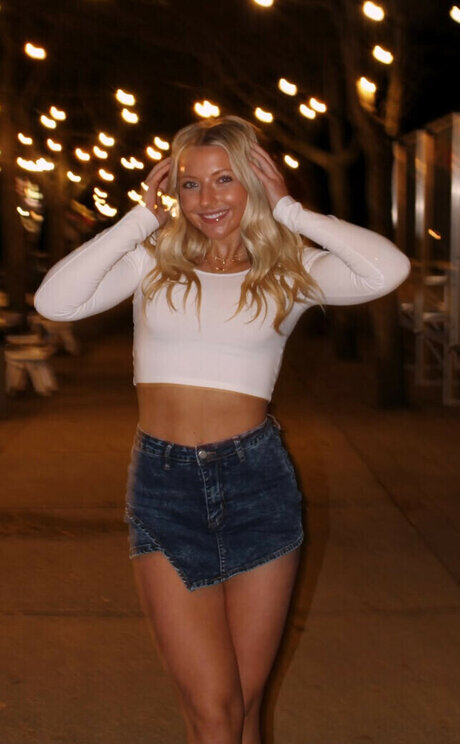 Meadow Eads porno pornostar bilder