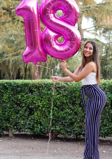 Cierra Revilla exklusive schöne galerien