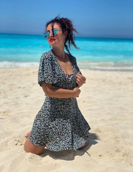 Menna Tayseer porno exklusive galerien