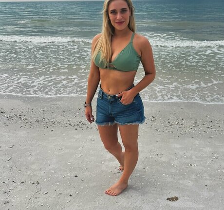 Tricia Whitaker erwachsene nackt bilder