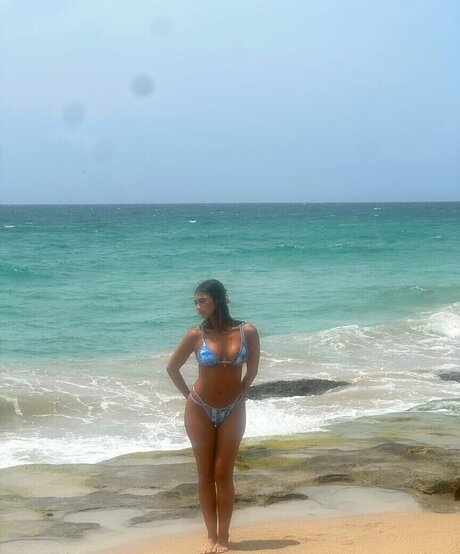 Bella Ramirez schöne schöne galerien