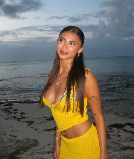 Bella Ramirez perfekte hd foto