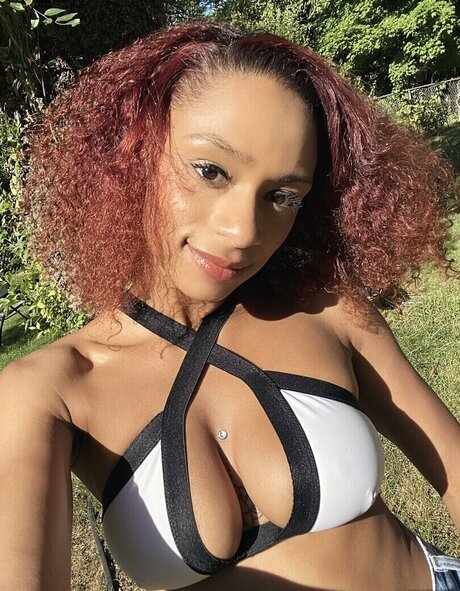 Tpnaomi erotische schöne galerien