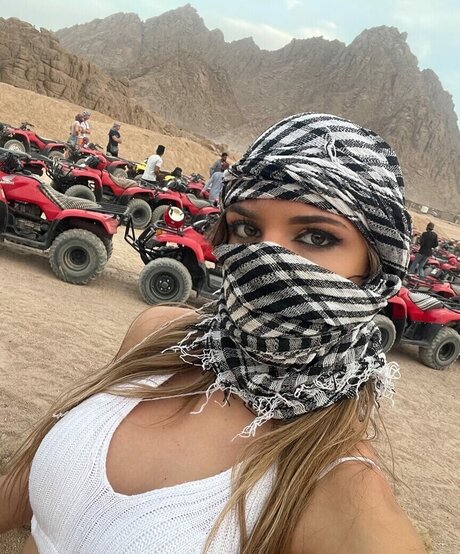 Giorgiazampi Sofiagllo schauspielerin sexy foto