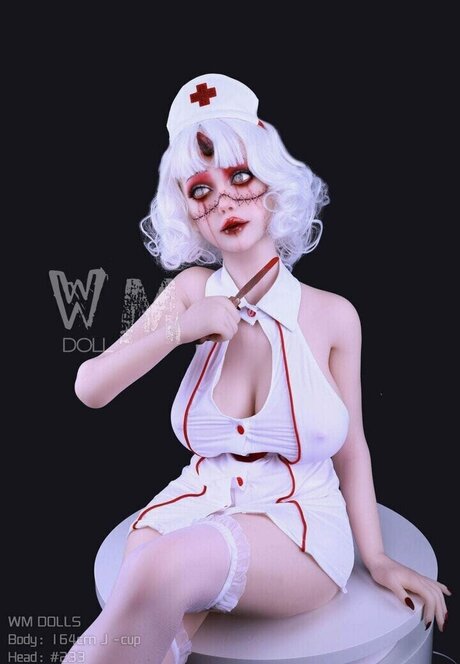 Zombie Doll porno nackt bilder