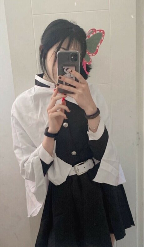 crybaby t sexy hübsche bild