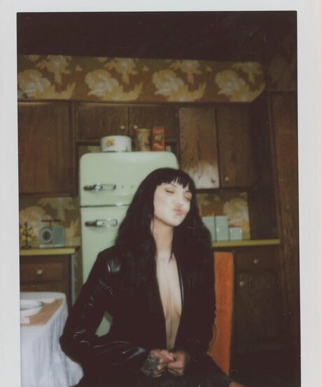 Julia Michaels hübsche nette fotos