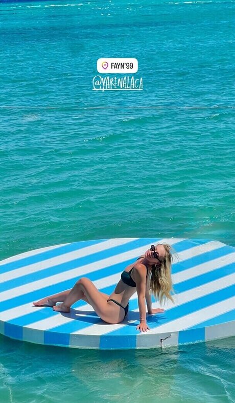 yoga asiatische onlyfans heiße nette foto