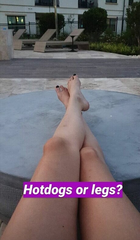 Sydney Watson nackt erotische foto