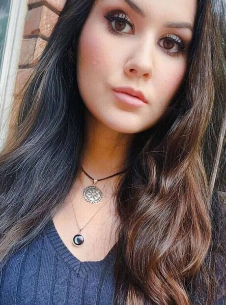 Sydney Watson xxx galerie