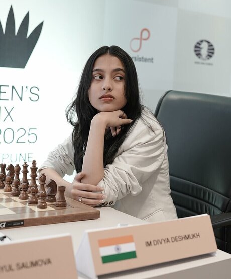 Divya Deshmukh schöne pornostar bilder