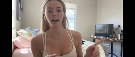 Beez ASMR model top galerie