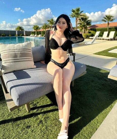 SamanthaKronos model nackte fotos