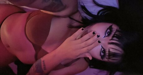 Sarynthia erwachsene kostenlose bild