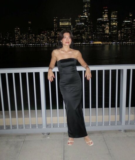 Jennifer Mika erwachsene pornostar archiv