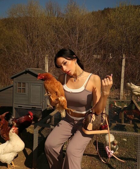 Nina Janova model nackt fotos