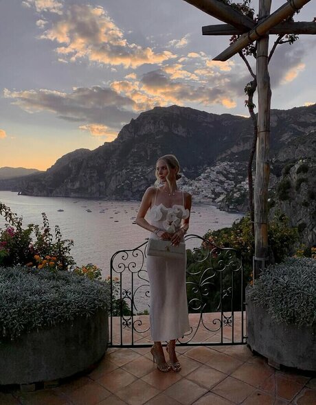 Leonie Hanne kostenlose kunst galerie