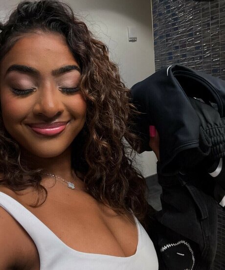 Deja Kelly top freie fotos