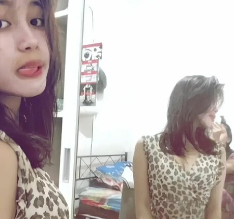 Riska Saputri heiße exklusive bild