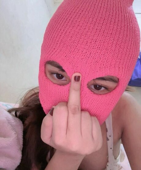 Riska Saputri perfekte erotische bild